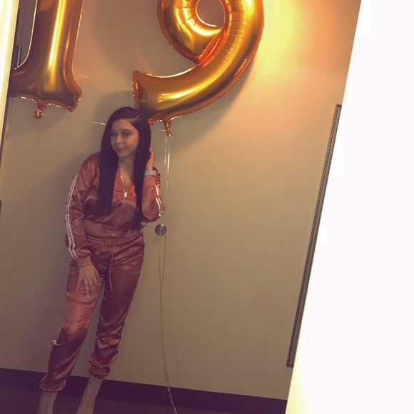 Meet your Posher, Alanna - Picture 1 of 1